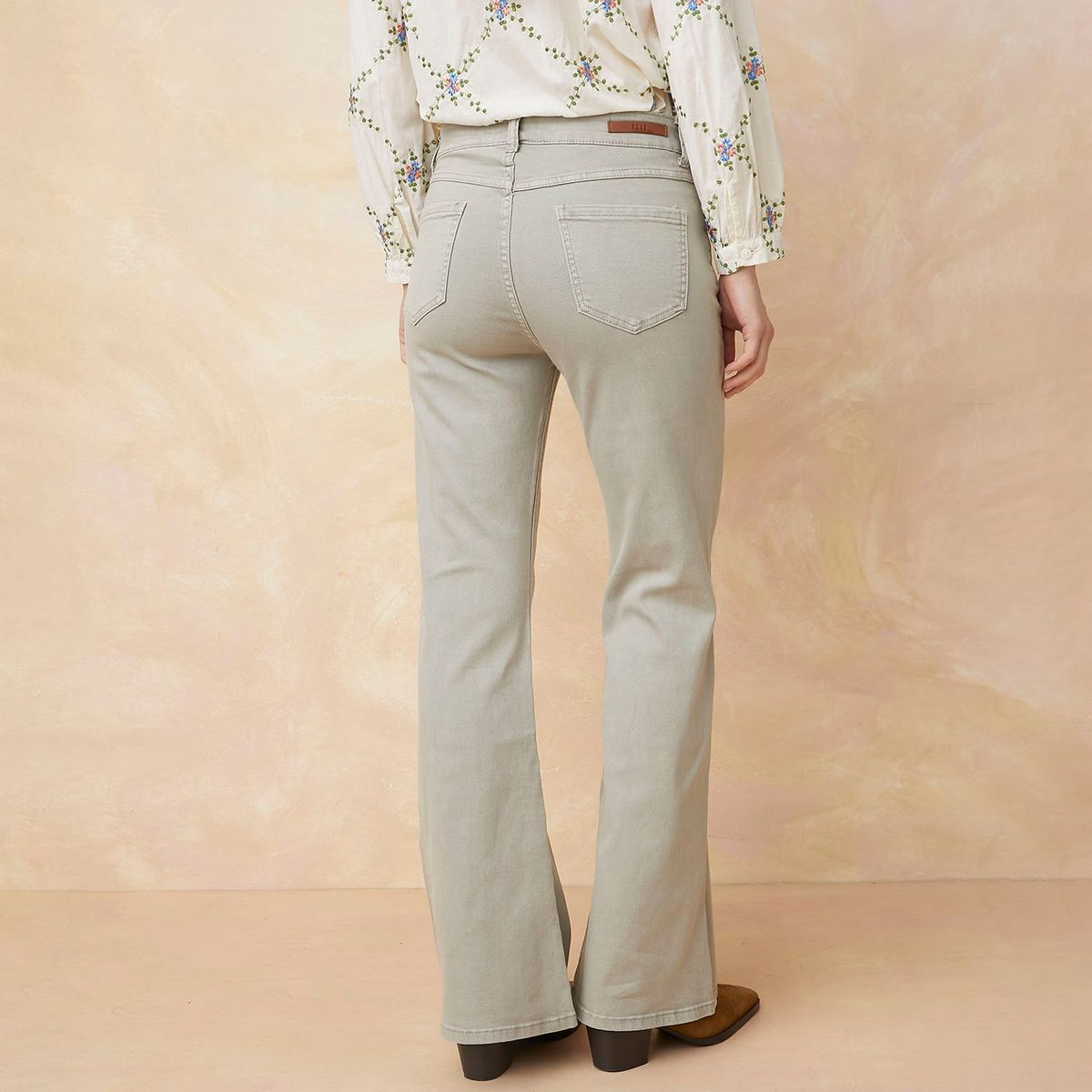 ELLE - Jean Flare Tiro Medio Mujer Elle