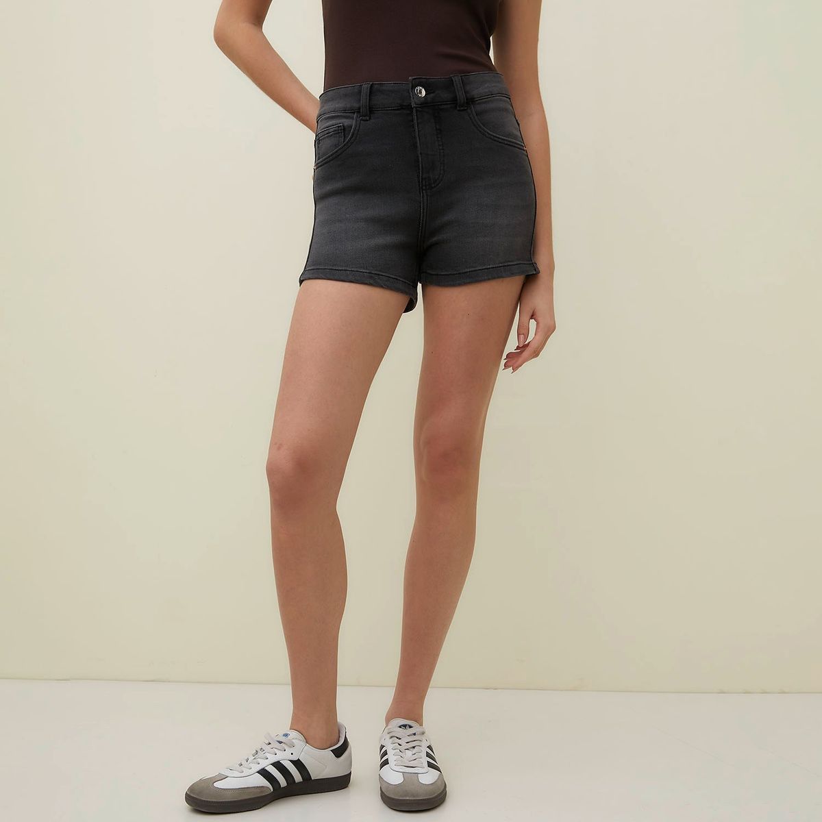 SYBILLA - Short Tiro Alto Mujer Sybilla