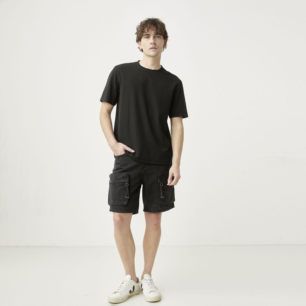 BASEMENT - Short Regular Fit Hombre Basement