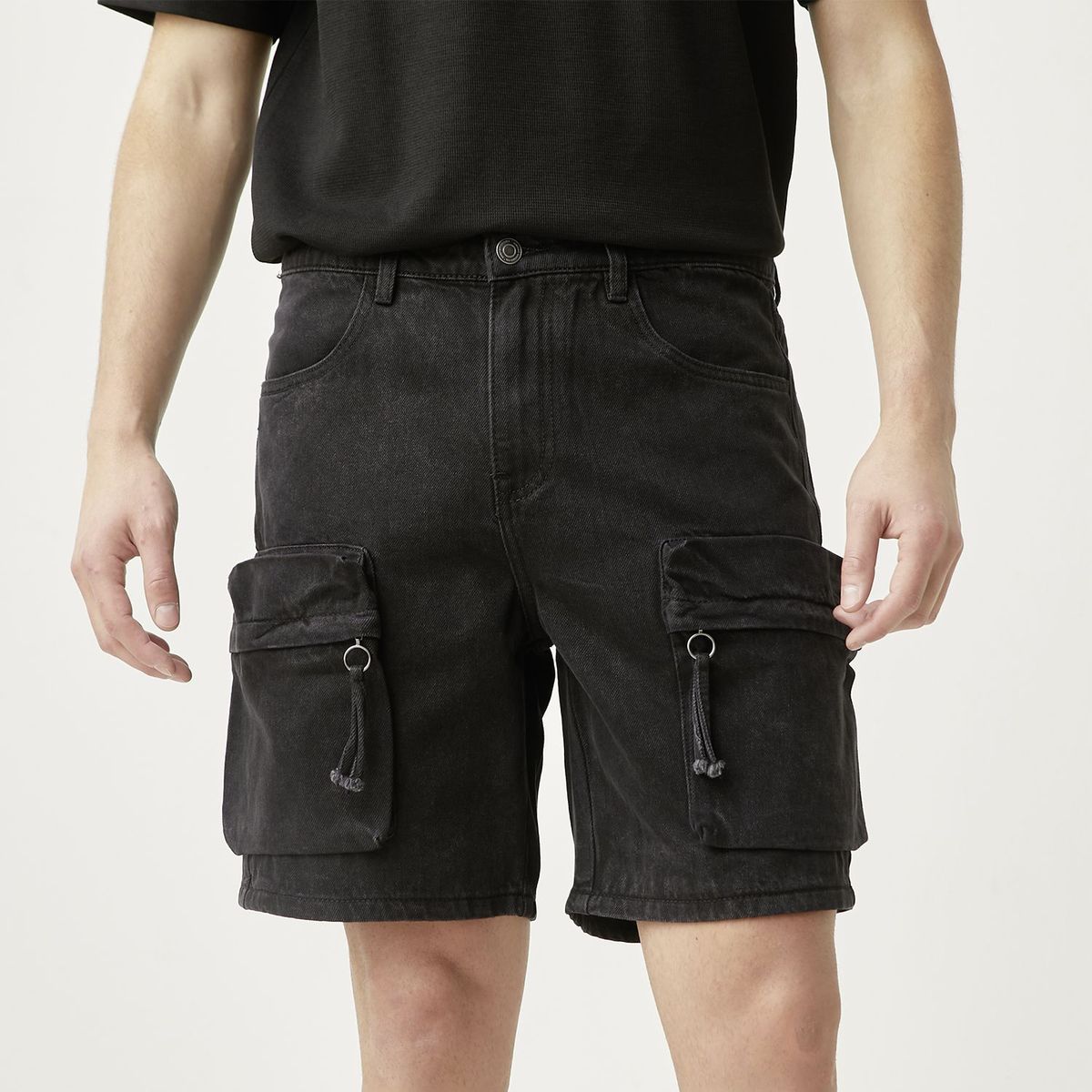 BASEMENT - Short Regular Fit Hombre Basement
