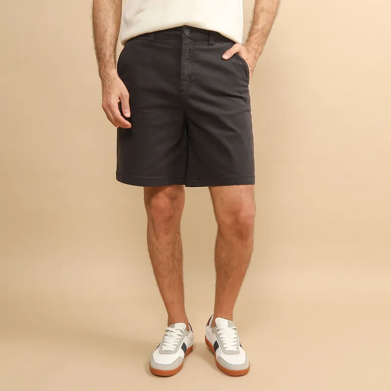 BASEMENT - Short Regular Fit Hombre Basement