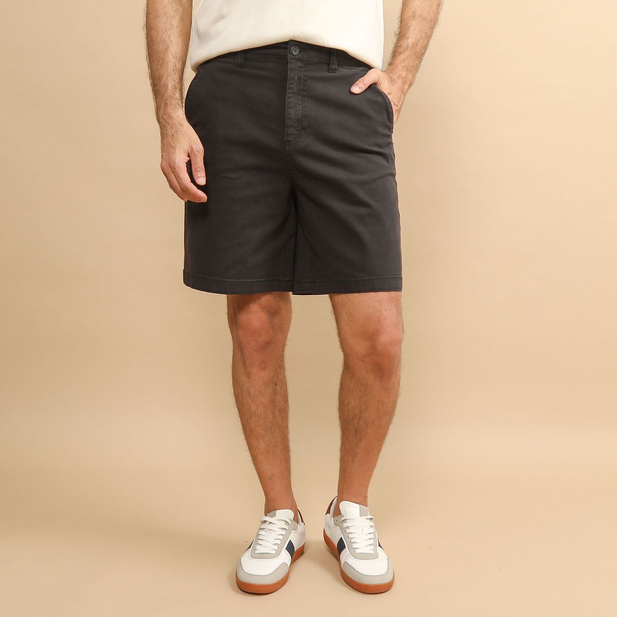 BASEMENT - Short Regular Fit Hombre Basement