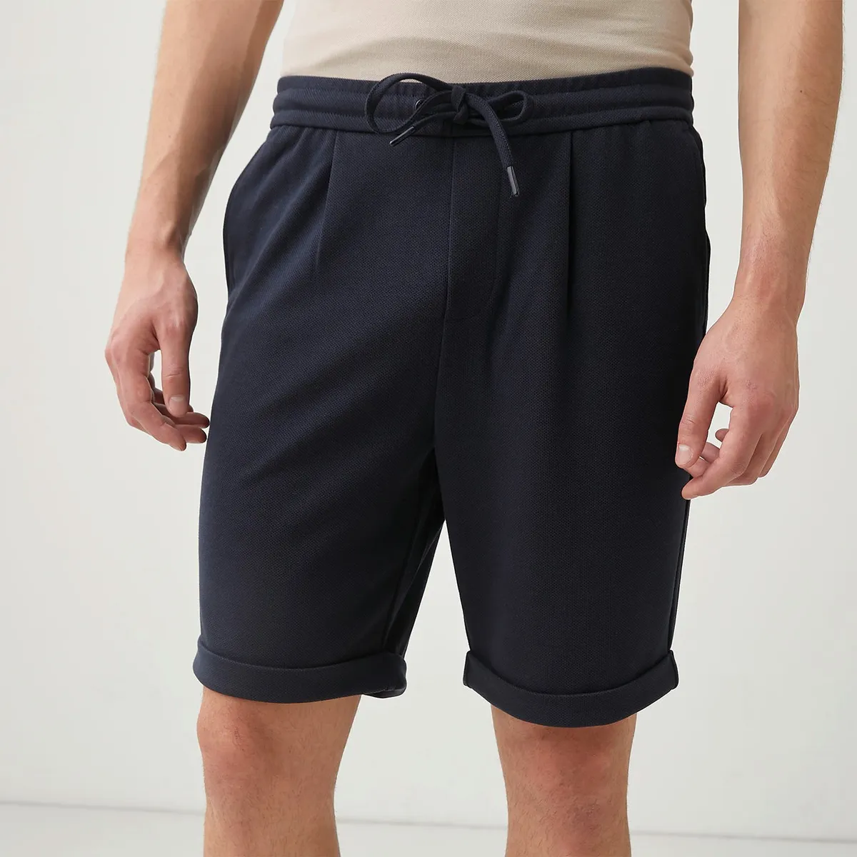 BASEMENT - Short Regular Fit Hombre Basement