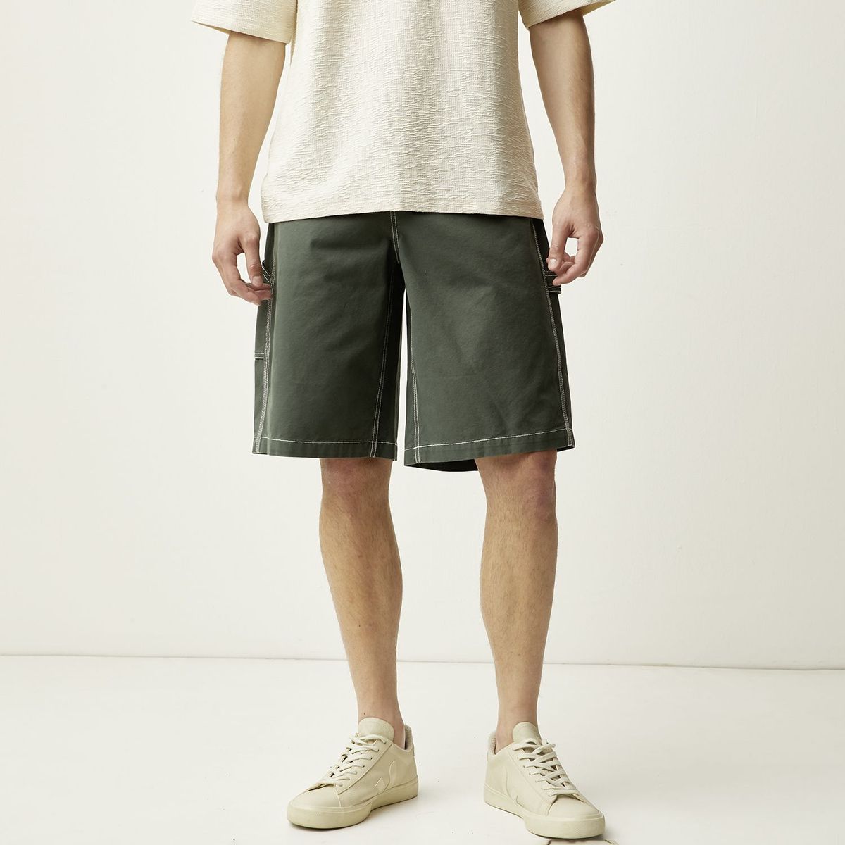 BASEMENT - Short Regular Fit Hombre Basement