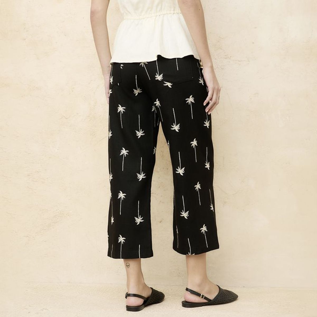 BASEMENT - Pantalón Bordado Mujer Basement