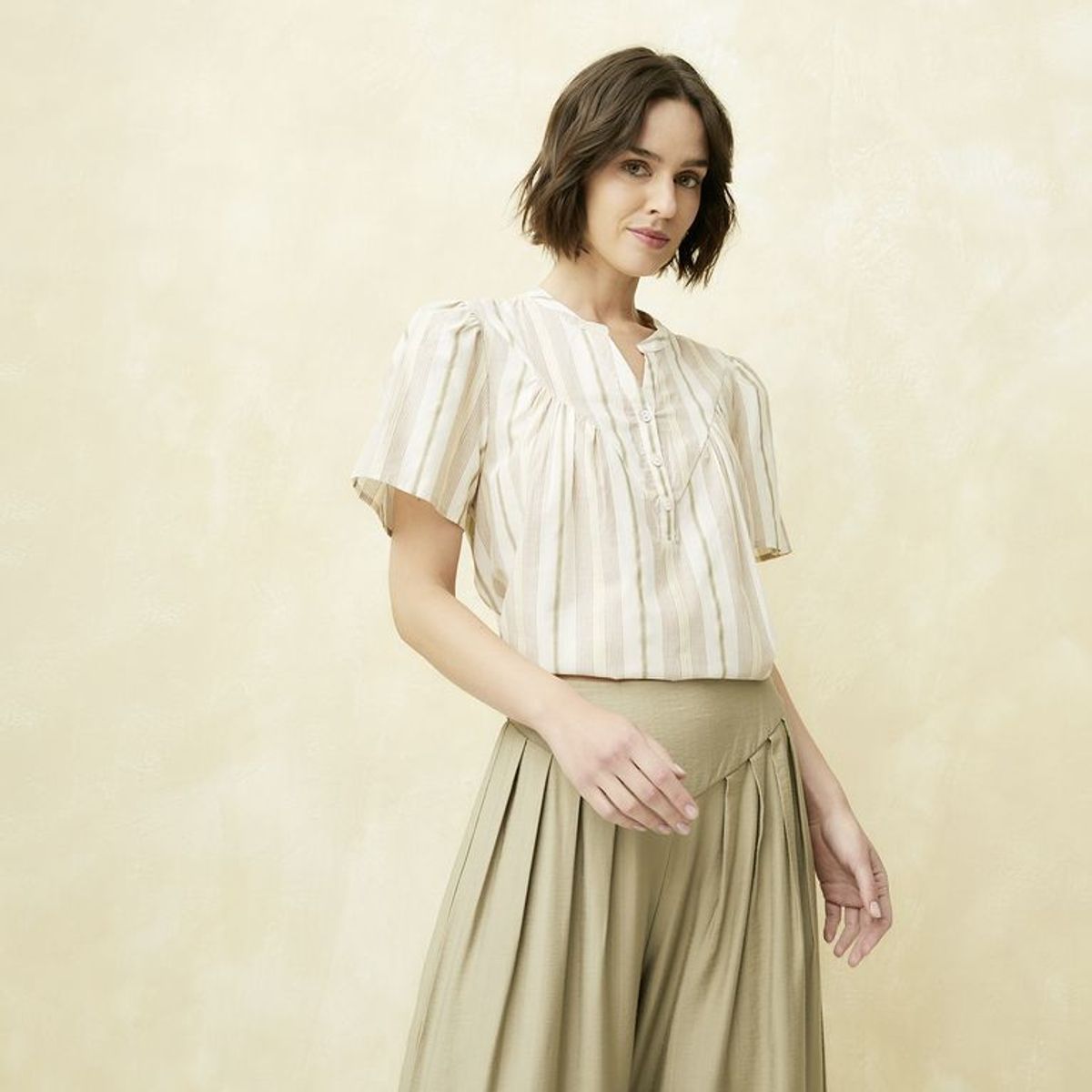 UNIVERSITY CLUB - Blusa Manga Corta Mujer University Club