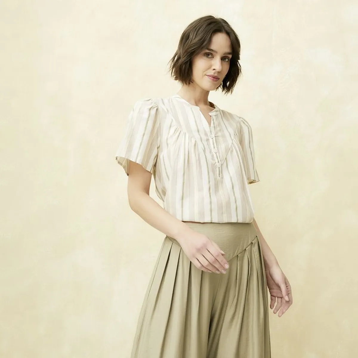 UNIVERSITY CLUB - Blusa Manga Corta Mujer University Club