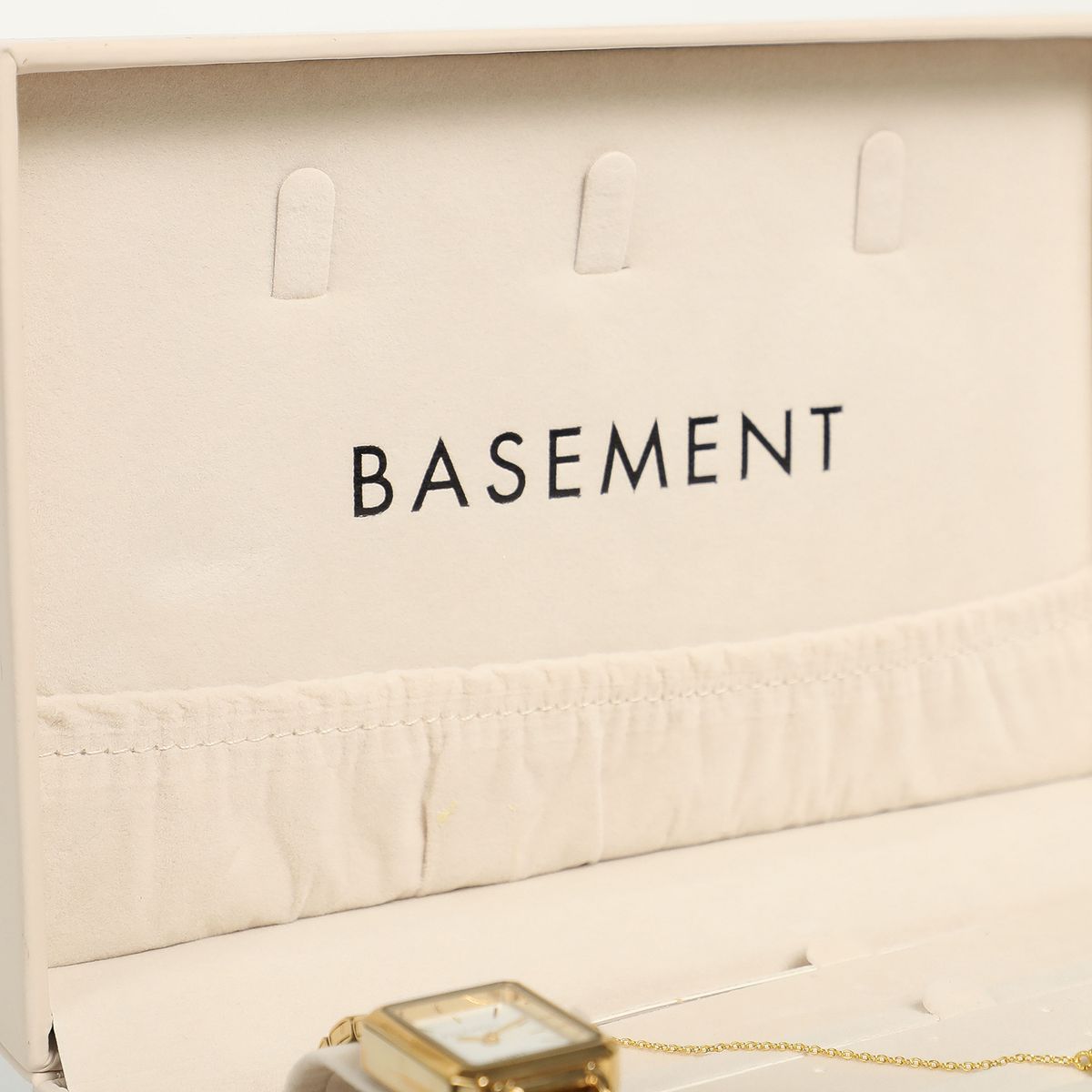 BASEMENT - Set Joyero Con Reloj Y Joya Mujer