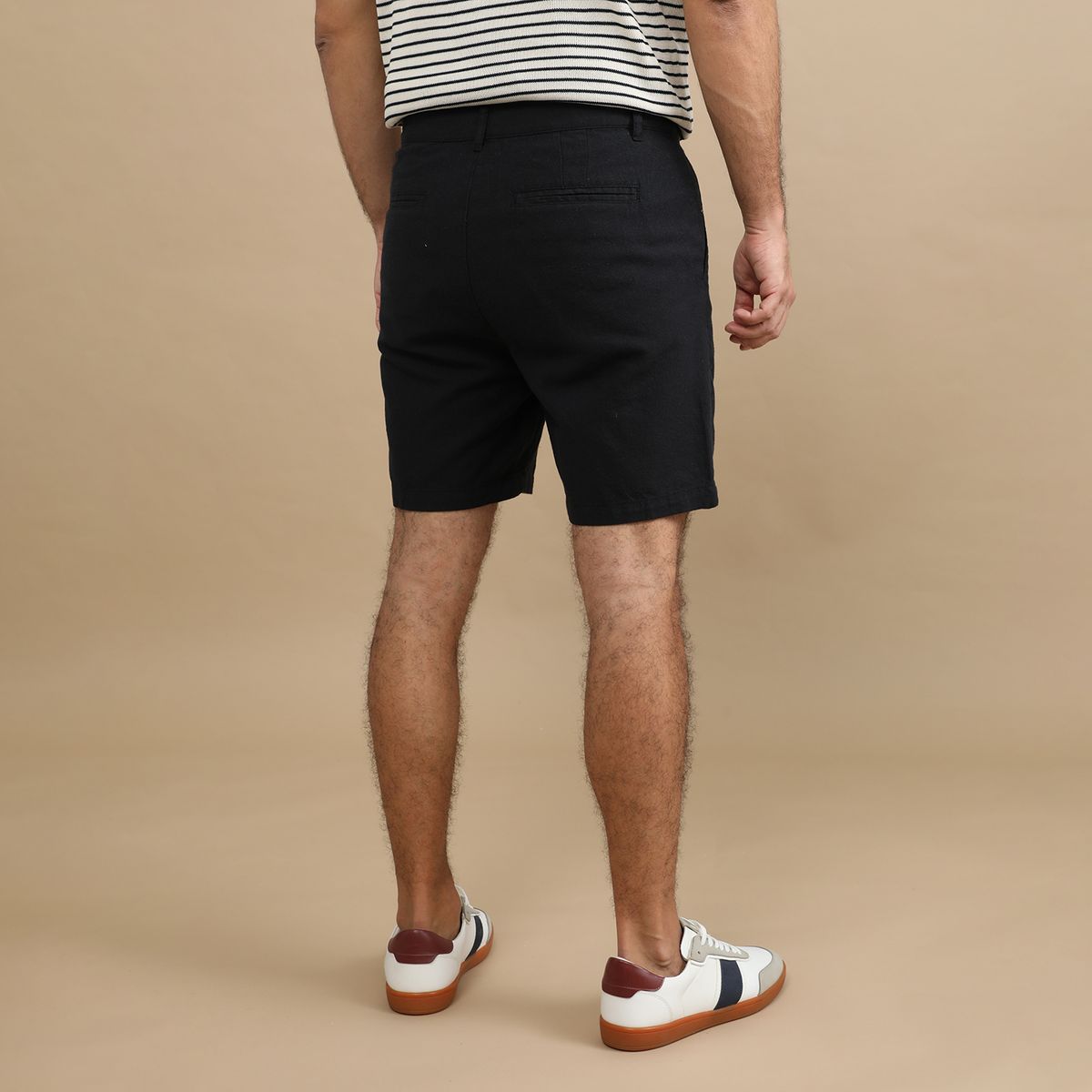 BASEMENT - Short Hombre Basement