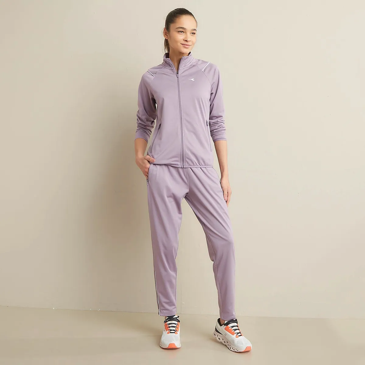 DIADORA - Buzo Conjunto Deportivo Mujer Diadora