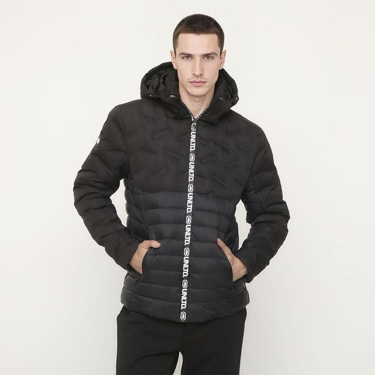 ECKO - Casaca Impermeable Regular Fit Hombre Ecko