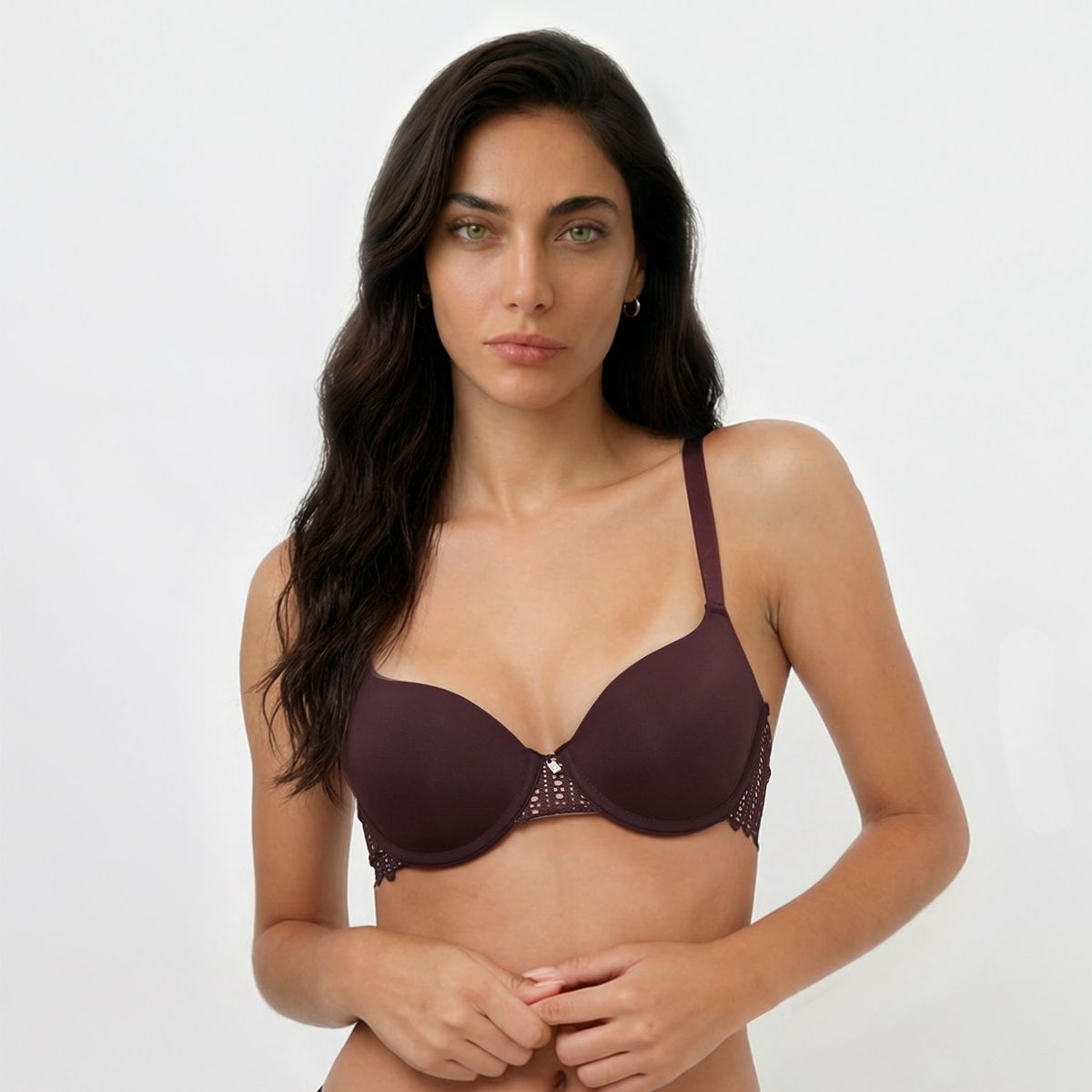 BLU - Sosten Basico Mujer