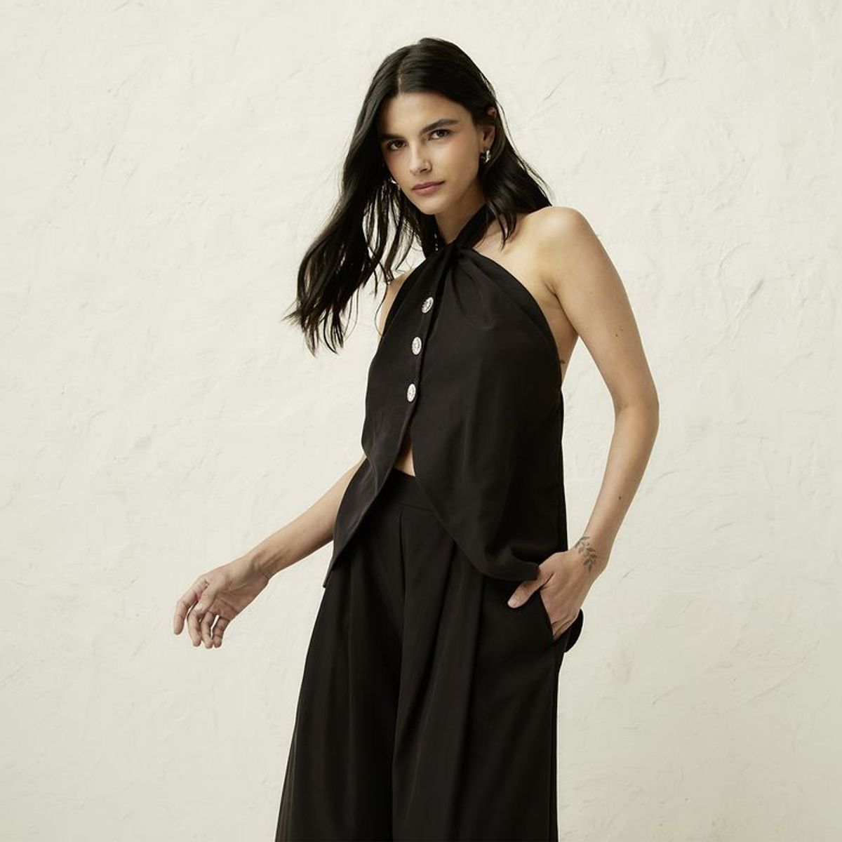 BASEMENT - Top Halter Mujer Basement Studio