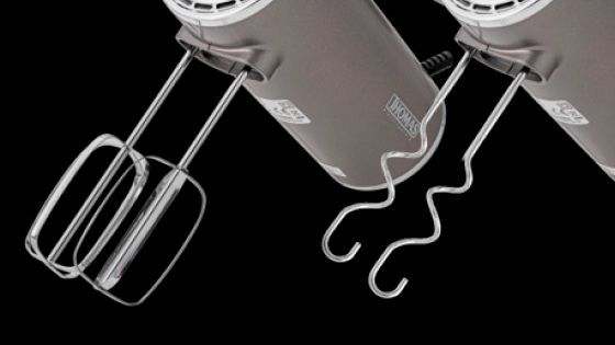 Batidora manual con 4 accesorios