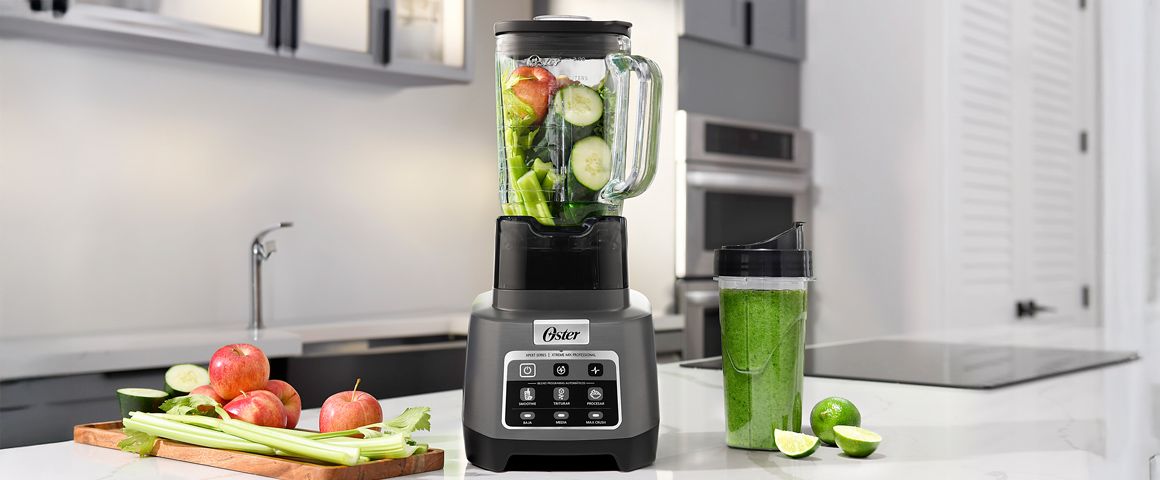 Licuadora Oster Xtreme Mix con programas automáticos iBlend y vaso Blend & Go