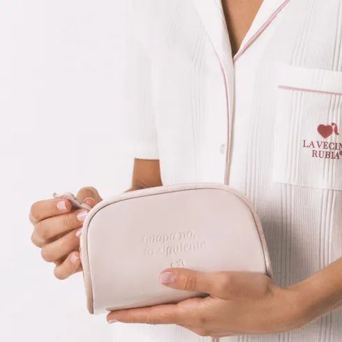 Brochas y accesorios de maquillaje