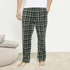 Pijamas y camisetas
