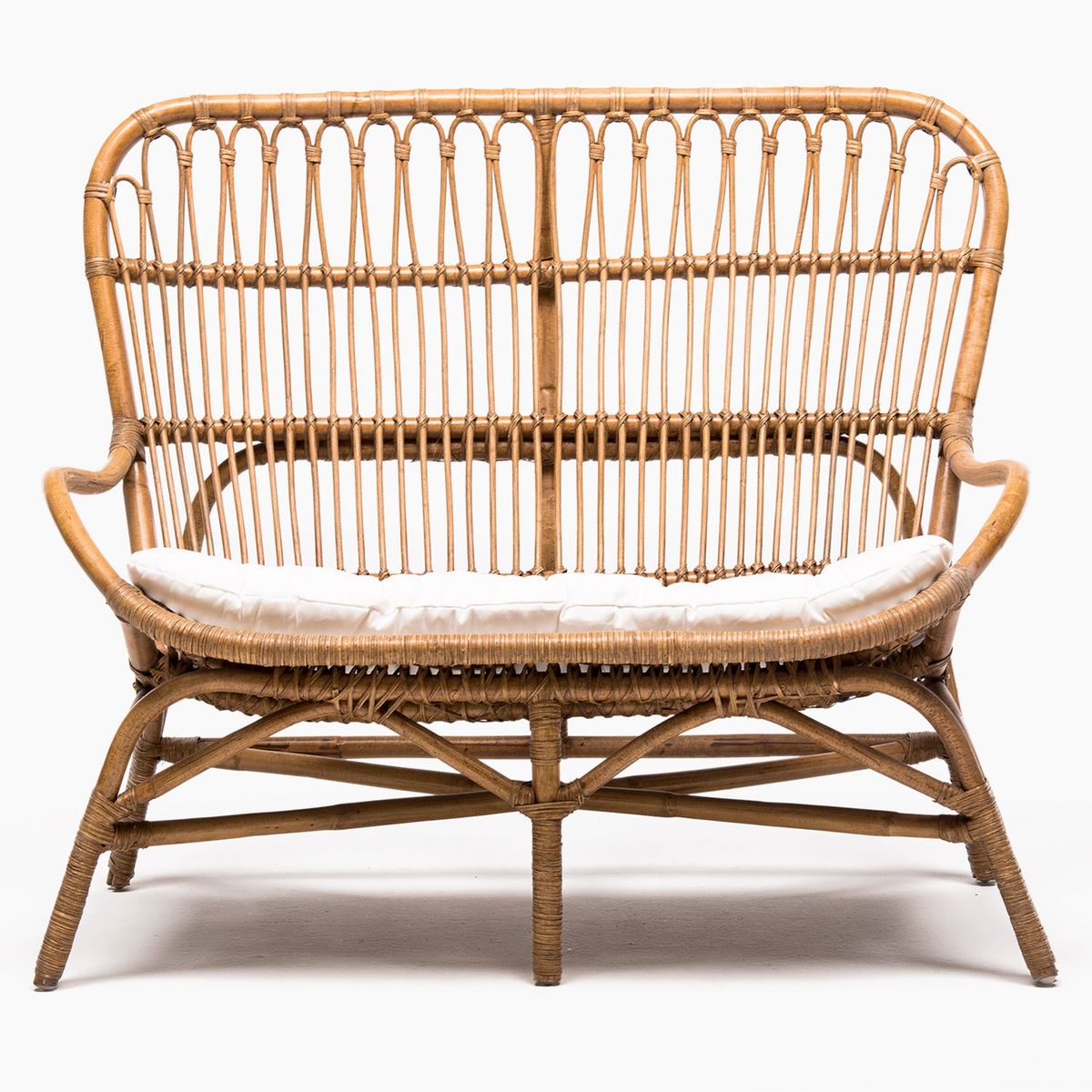 MICA - Juego de Sala Baru 2-1-1 + Mesa de Centro