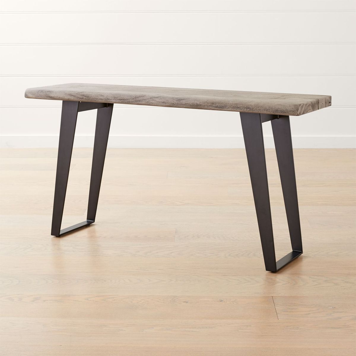 CRATE & BARREL - Consola Yukon Gris