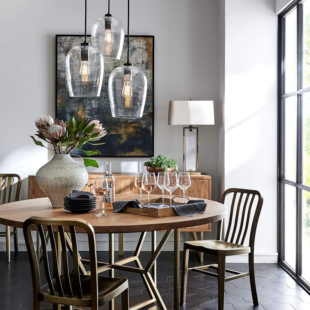 CRATE & BARREL - Mesa de Comedor Redonda Hayes de Madera de Acacia 152cm