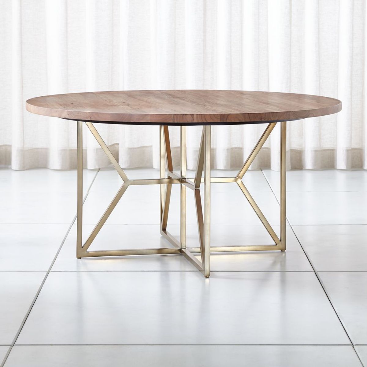 CRATE & BARREL - Mesa de Comedor Redonda Hayes de Madera de Acacia 152cm