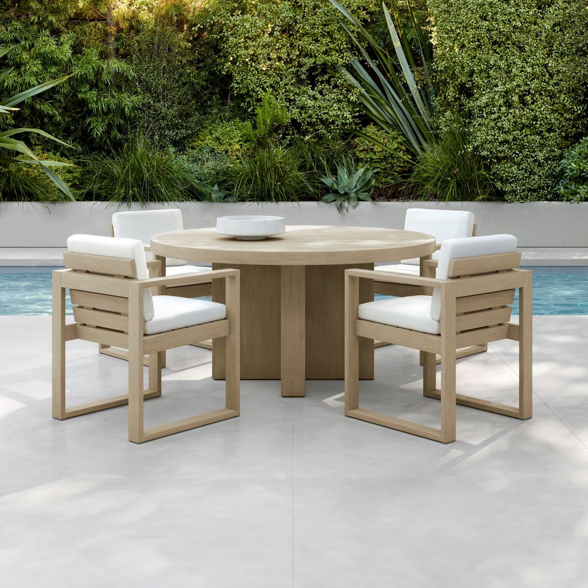 CRATE & BARREL - Silla De Comedor De Terraza Mallorca De Madera Con Cojines
