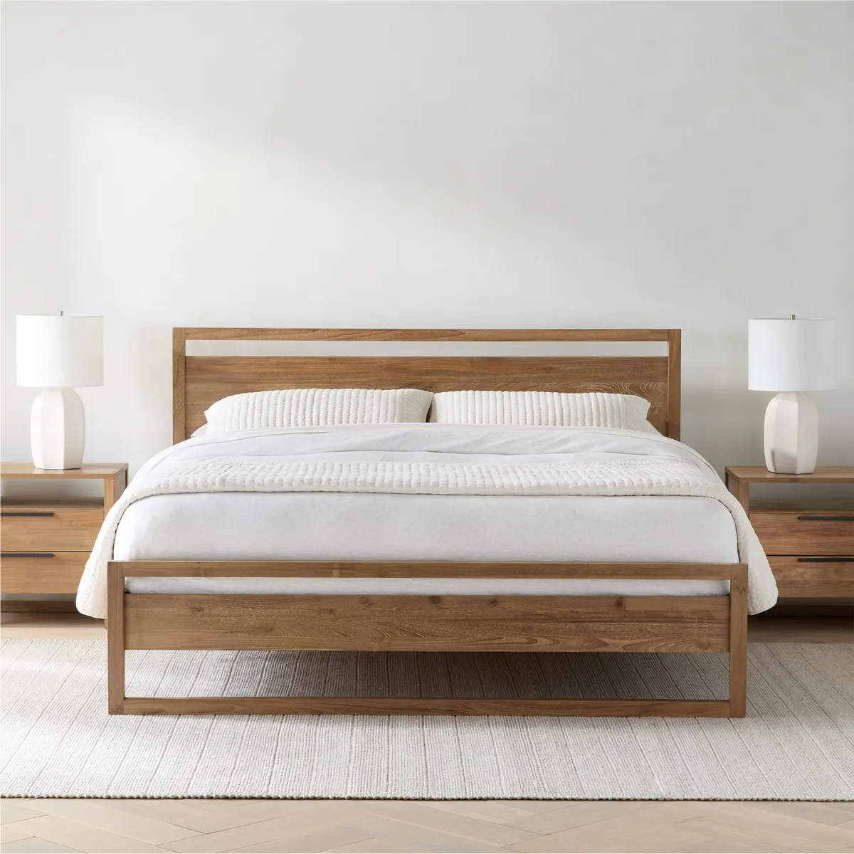 CRATE & BARREL - Cama King Linea