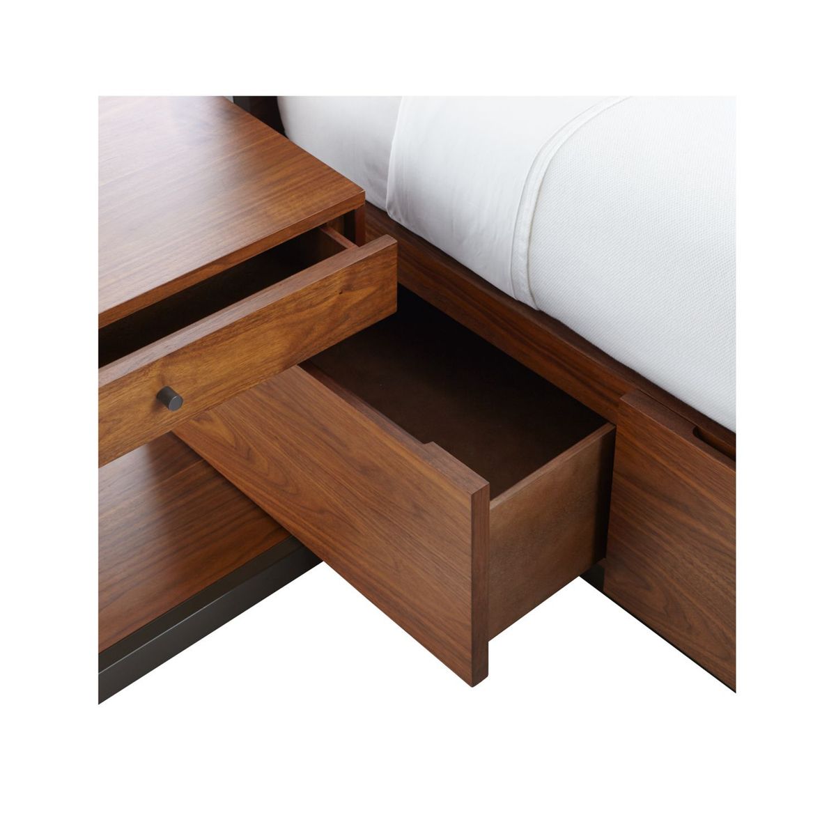 CRATE & BARREL - Cama King con Almacenamiento Blair