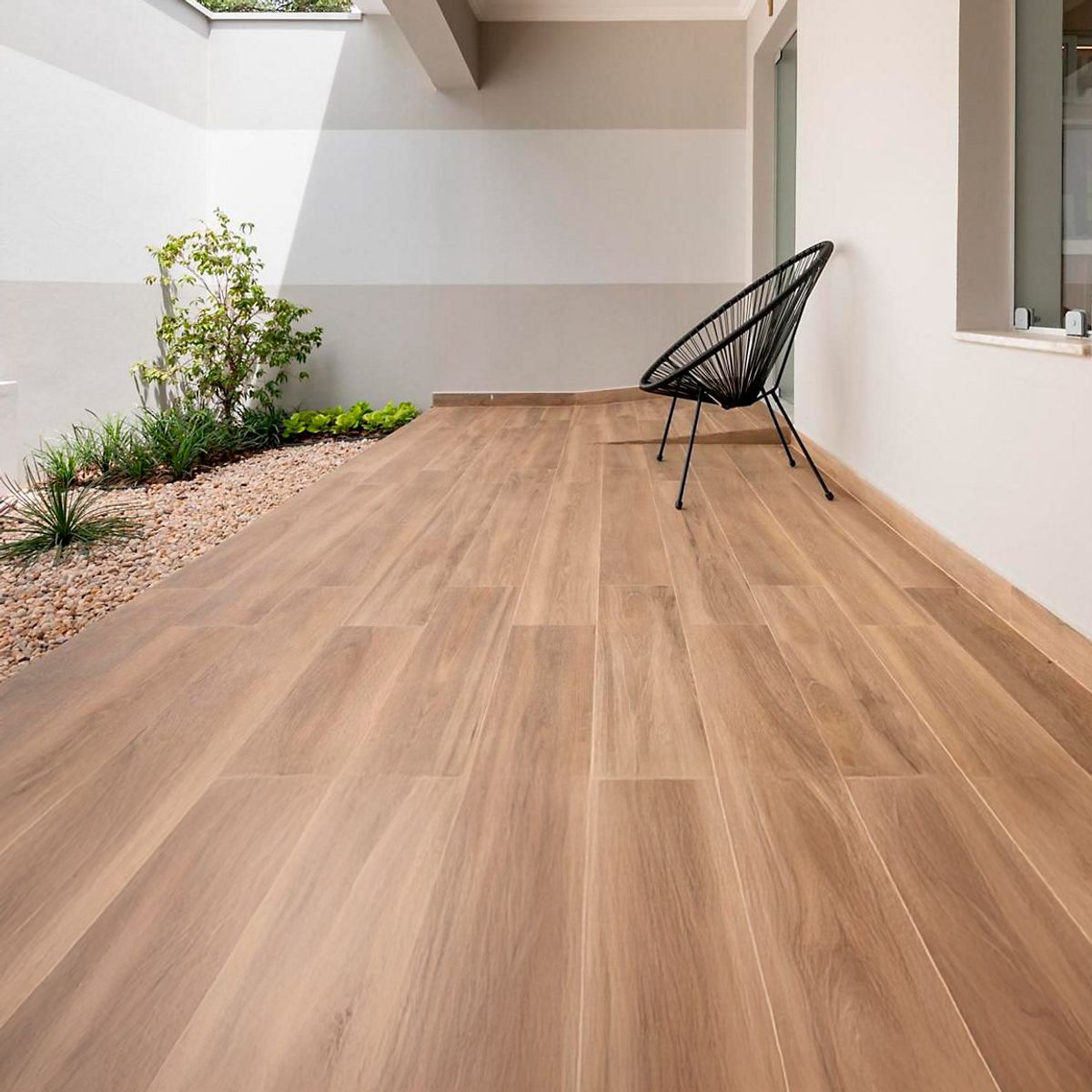 Porcelanato Walnut Golden 18x113cm Caixa 1,98m² Savane, marca Savane - Foto Principal