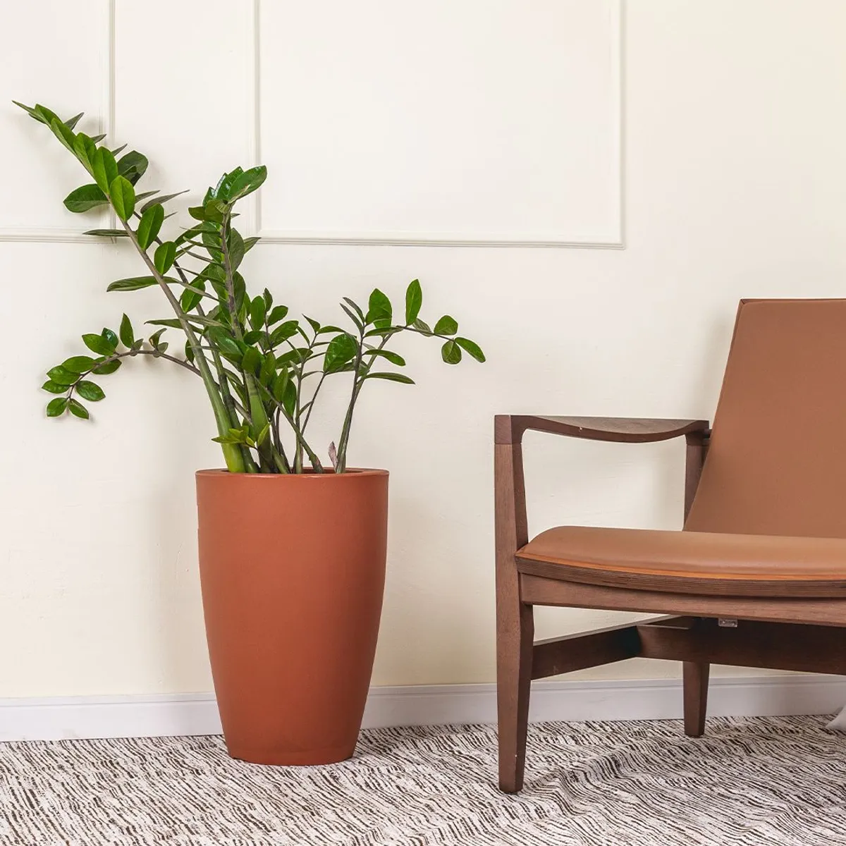 Vaso de Planta Grande Plástico 45x30cm Cone Liso Terracota Nature, marca Nature - Foto Principal