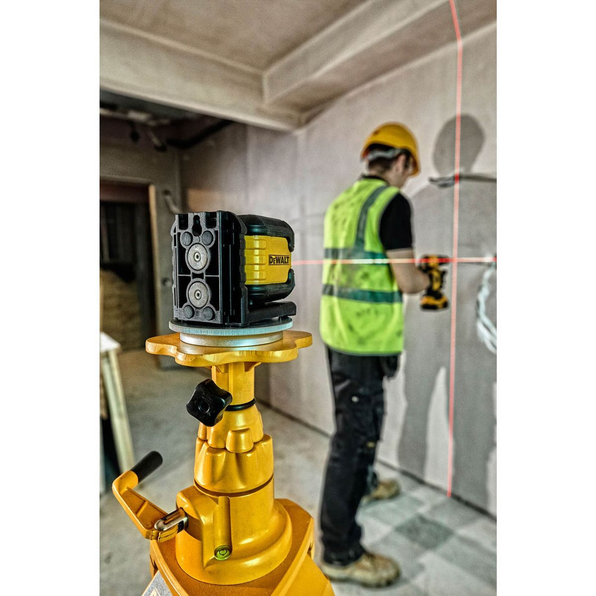 Nivel Laser Pilha 1v1h com Cx Plastica, marca Dewalt - Foto 2