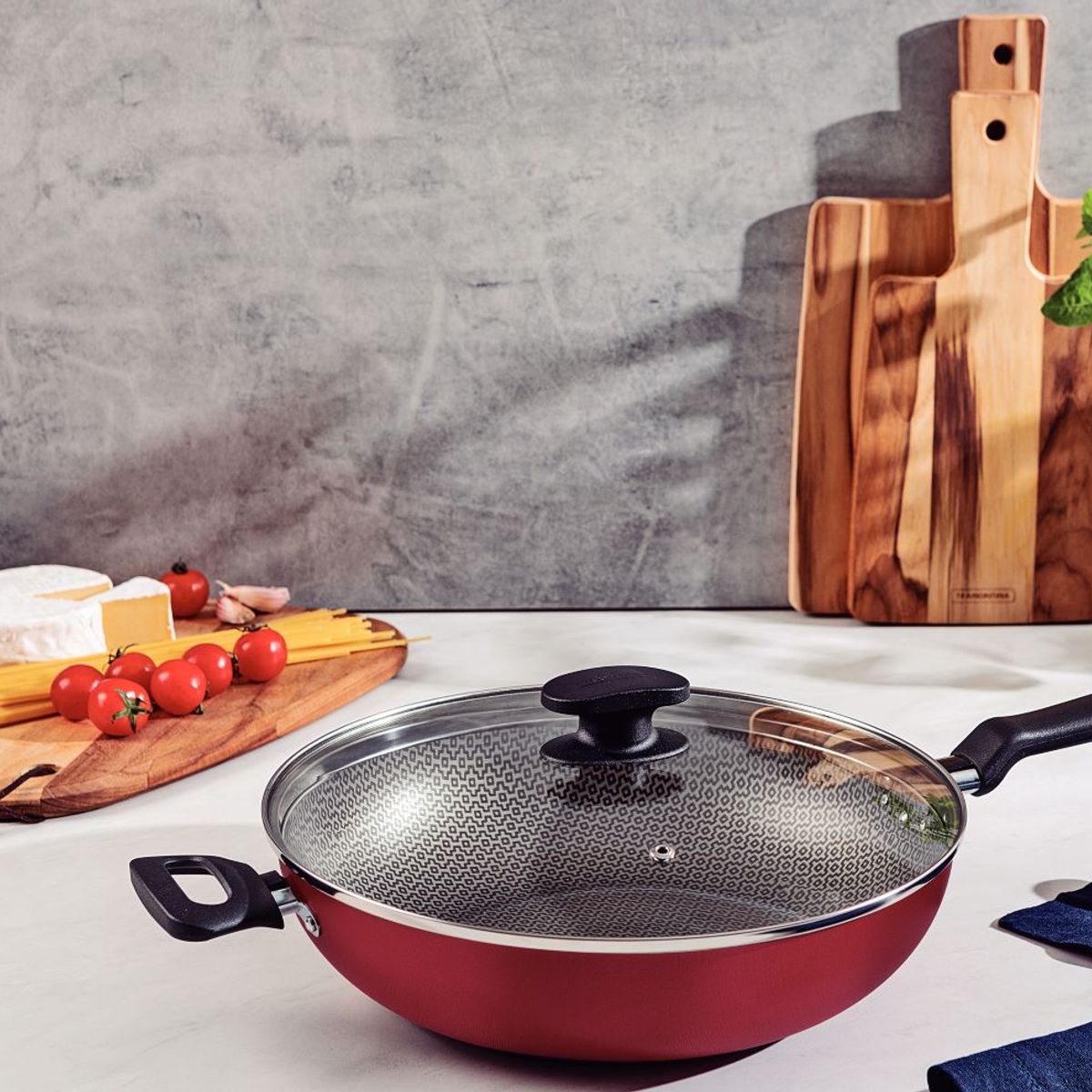 Wok com Tampa 28cm Antiaderente Loreto Vermelho Tramontina, marca Tramontina - Foto 2
