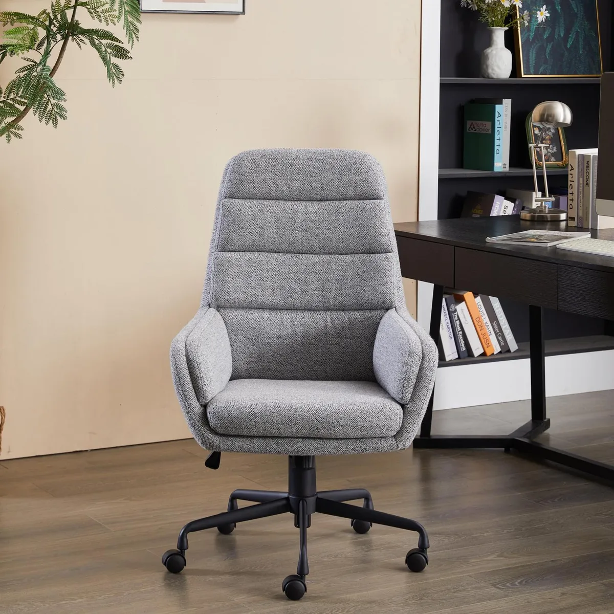 Cadeira de Escritório Pascal Giratória Estofada com Rodas e Altura Ajustável Cinza, marca Just Home Collection - Foto 2