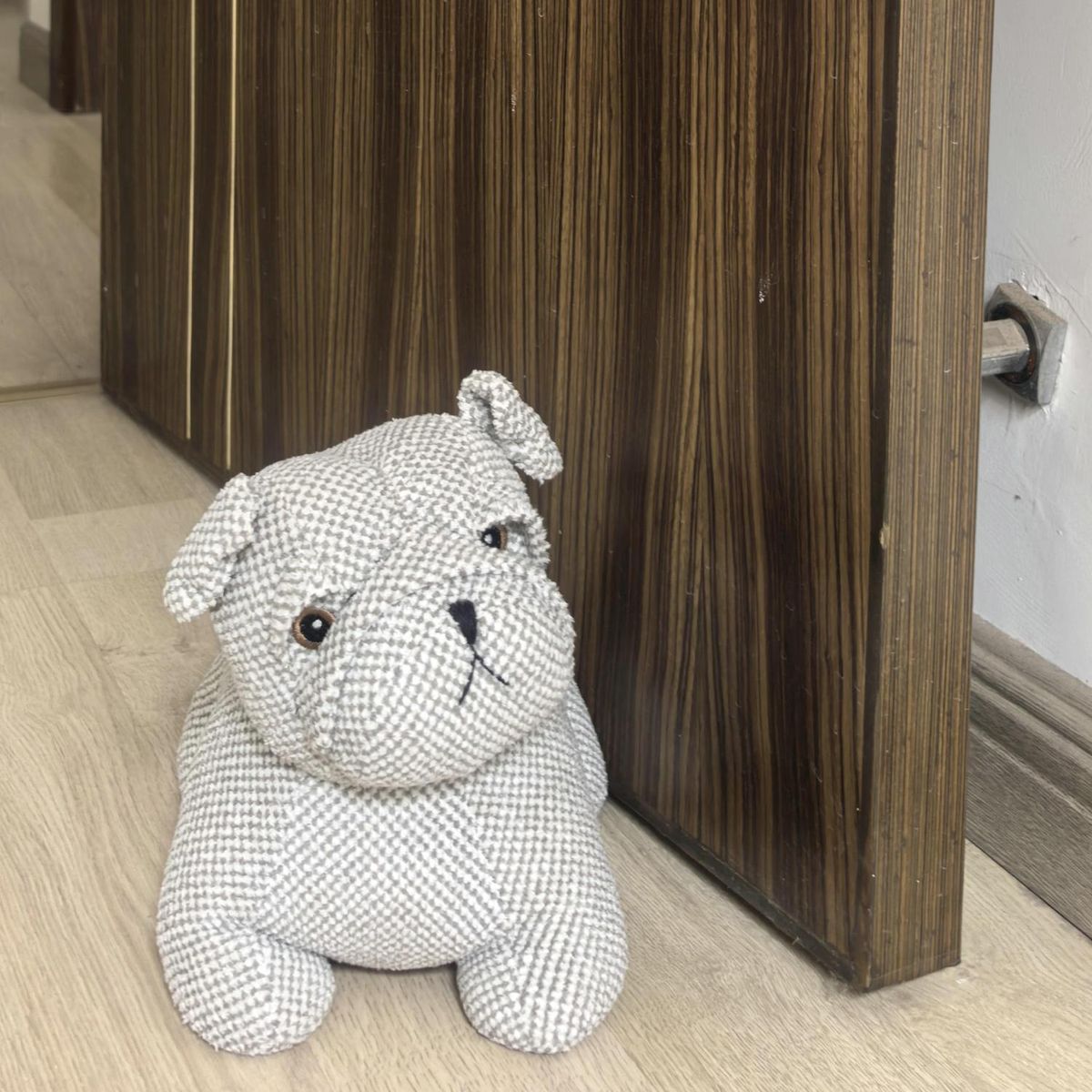 Aparador de Porta Bulldog Just Home Collection, marca Just Home Collection - Foto 2