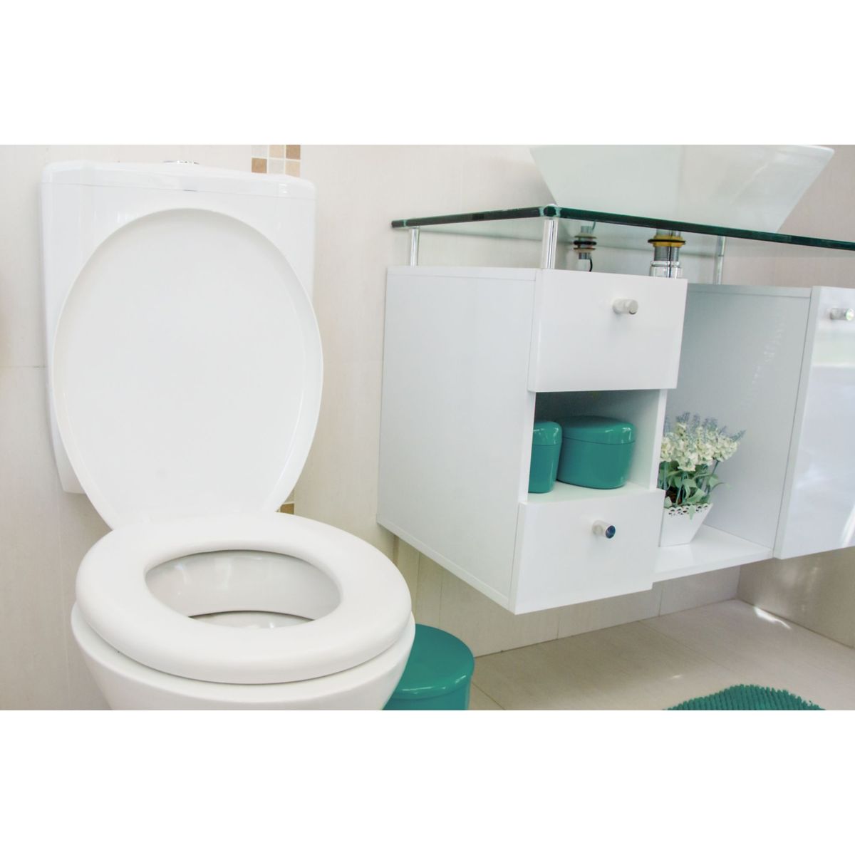 Assento Sanitário Almofadado Tradicional Branco, marca Astra - Foto Principal