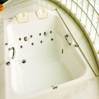 Banheira Acrilbath Top Line Dupla com Hidromassagem 180cm Ouro Fino