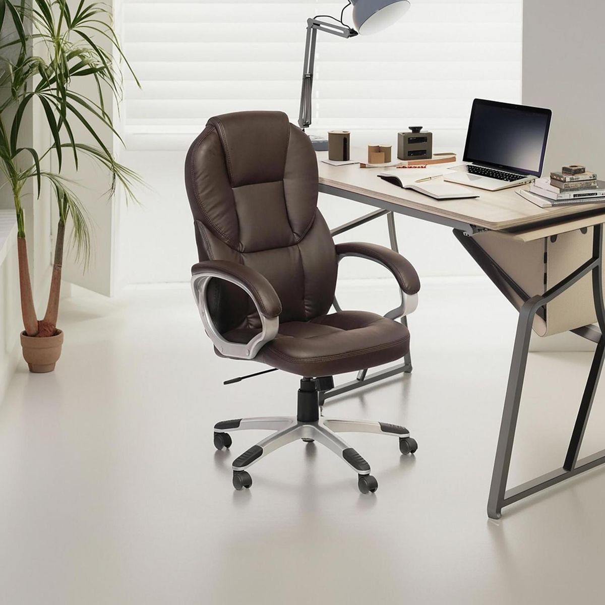 Cadeira De Escritorio Presidente Marrom Just Home Collection, marca Just Home Collection - Foto 2