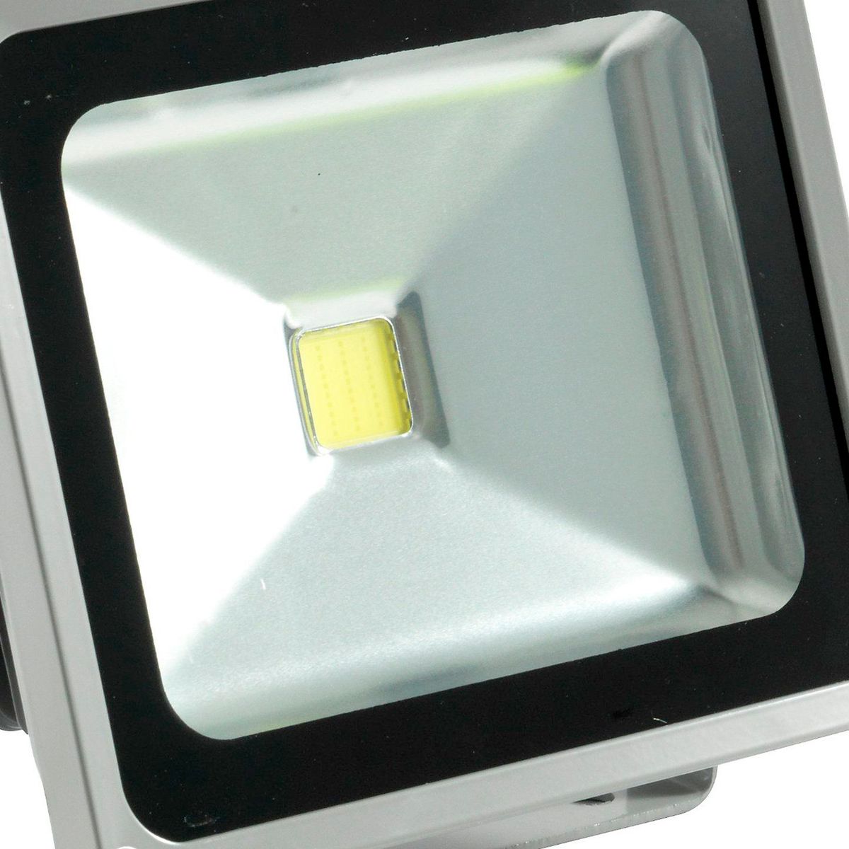 Refletor Led 30W Hlx, marca Halux - Foto 2