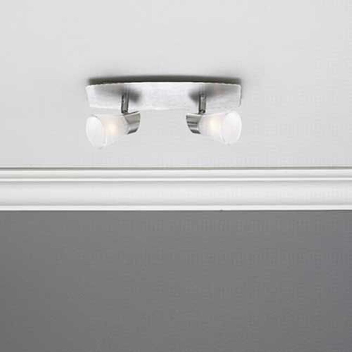 Spot de Sobrepor 2 Lâmpadas Triangular G9 Vidro Níquel Bivolt, marca Just Home Collection - Foto 2