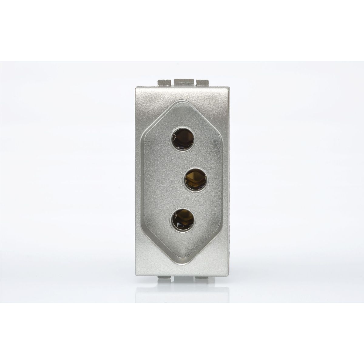 Módulo de Tomada 2P+T 20A 250v 44x22x32cm LivingLight Branco, marca Pial - Foto Principal