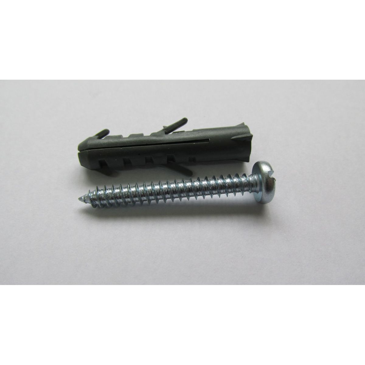 Bucha Nylon com Parafuso AA Cab Pan Ct 10 Peças 12mm-61x65, marca Foxmix - Foto Principal