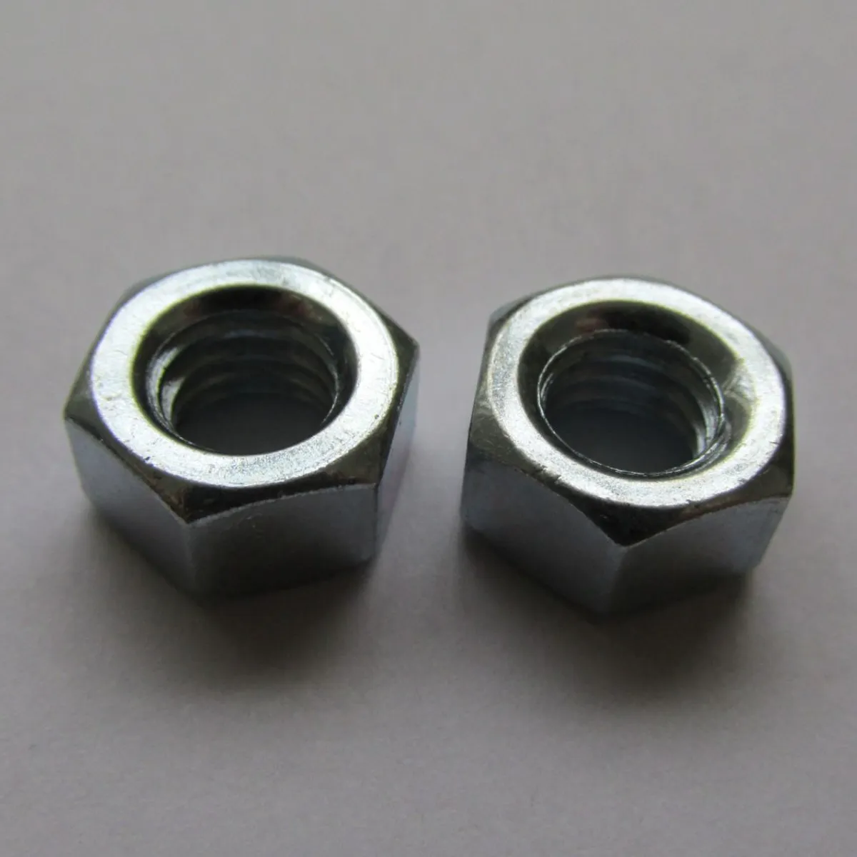 Porca Sextavada Unc 3/8 Ct 04 Pcs, marca Foxmix - Foto Principal