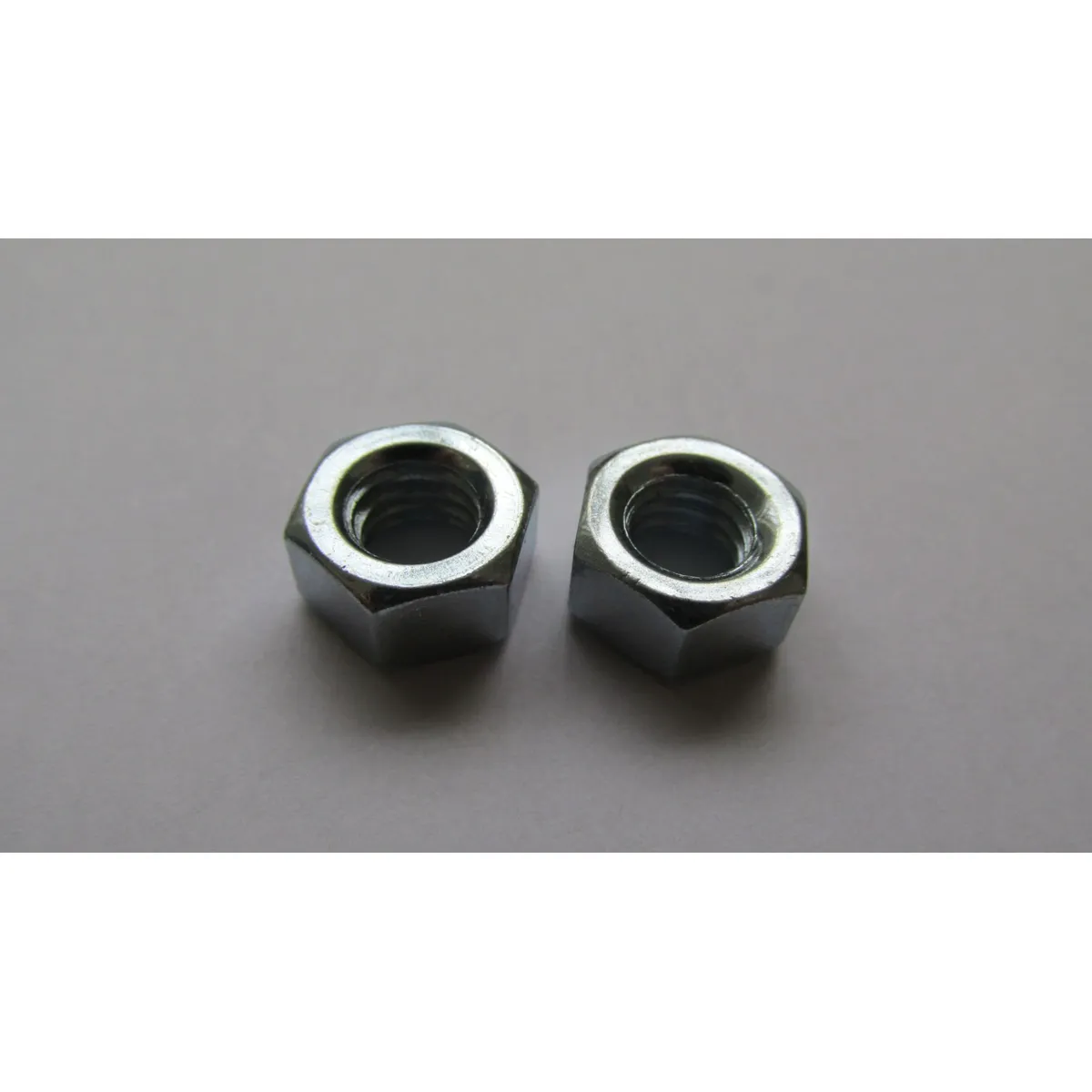 Porca Sextavada Unc 3/8 Ct 04 Pcs, marca Foxmix - Foto Principal
