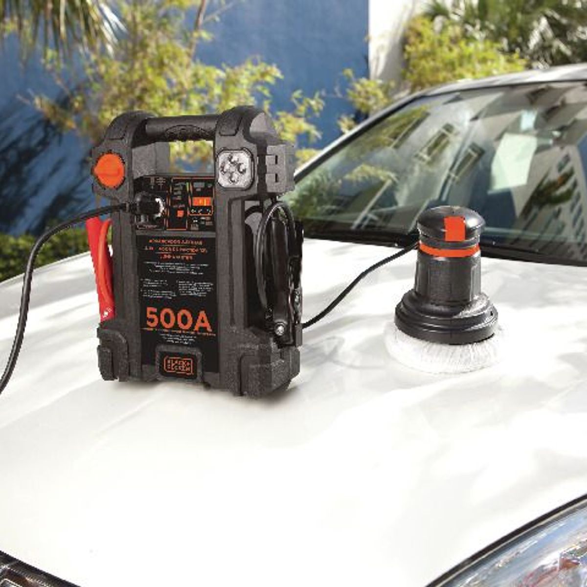 Arrancador e Auxiliar de Partida para Auto 12V 127V, marca BLACK DECKER - Foto 2