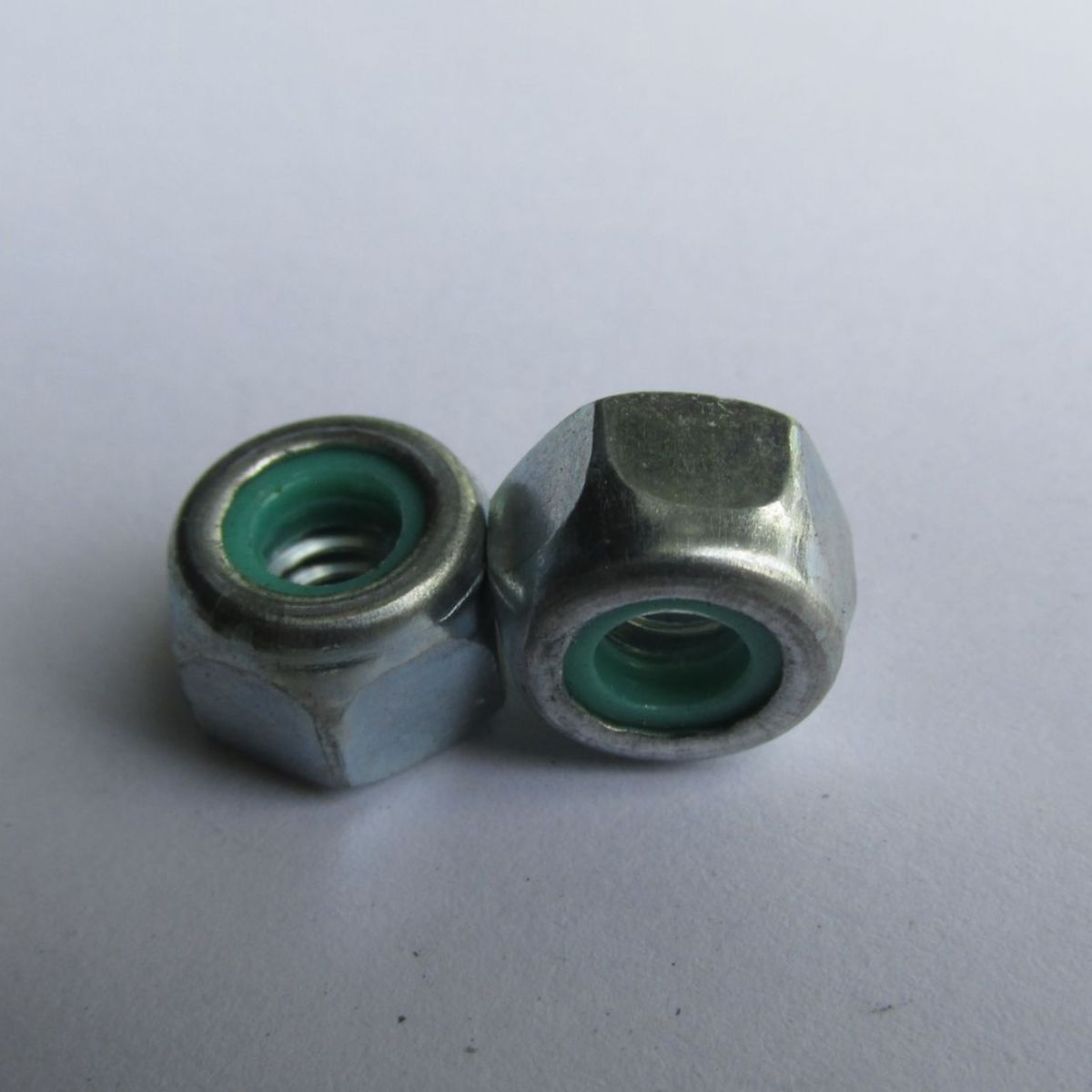 Porca Auto Travante 3/8 4Pcs, marca Foxmix - Foto Principal