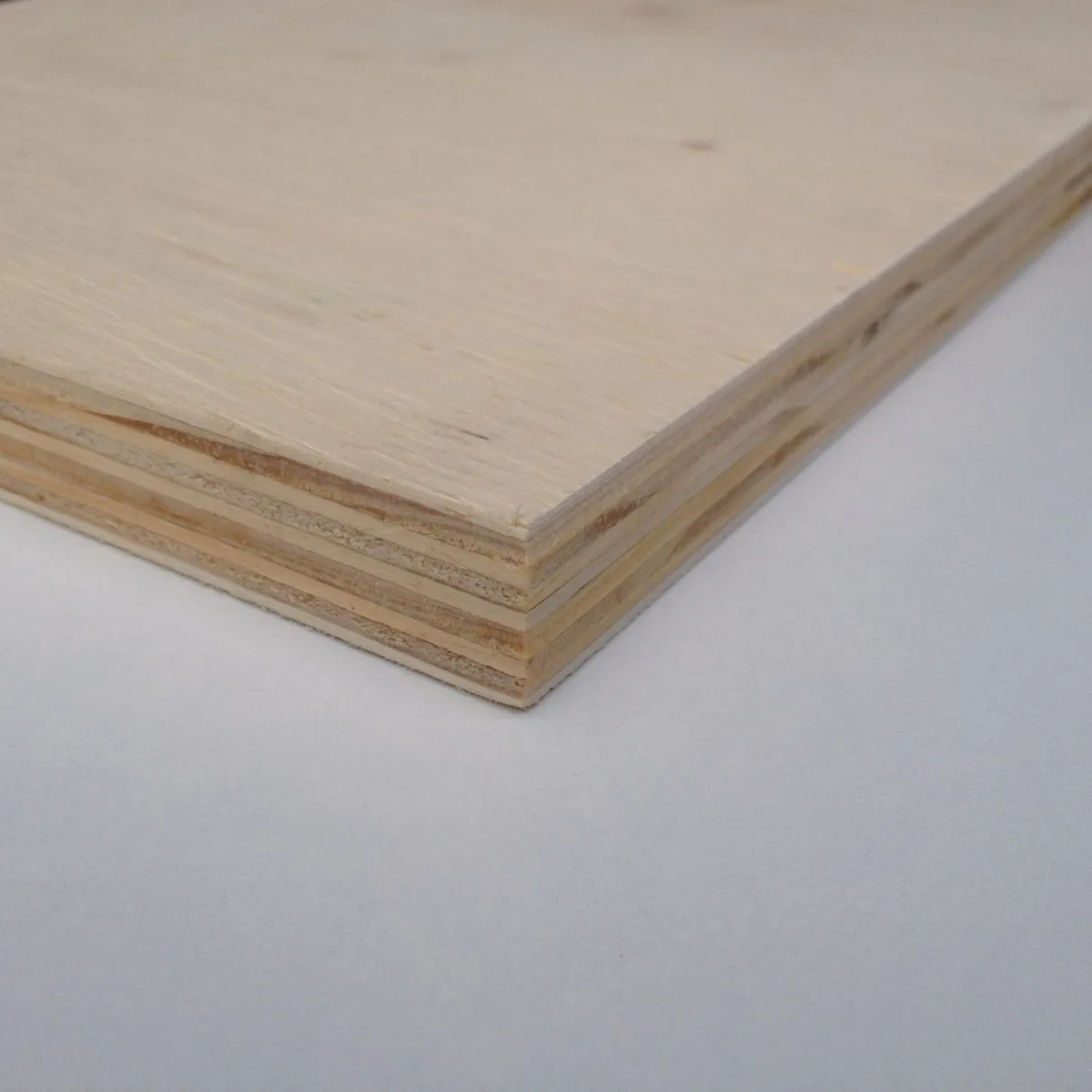Chapa Compensado Moveleiro Pinus 244x122cm 15mm, marca Laselva - Foto Principal