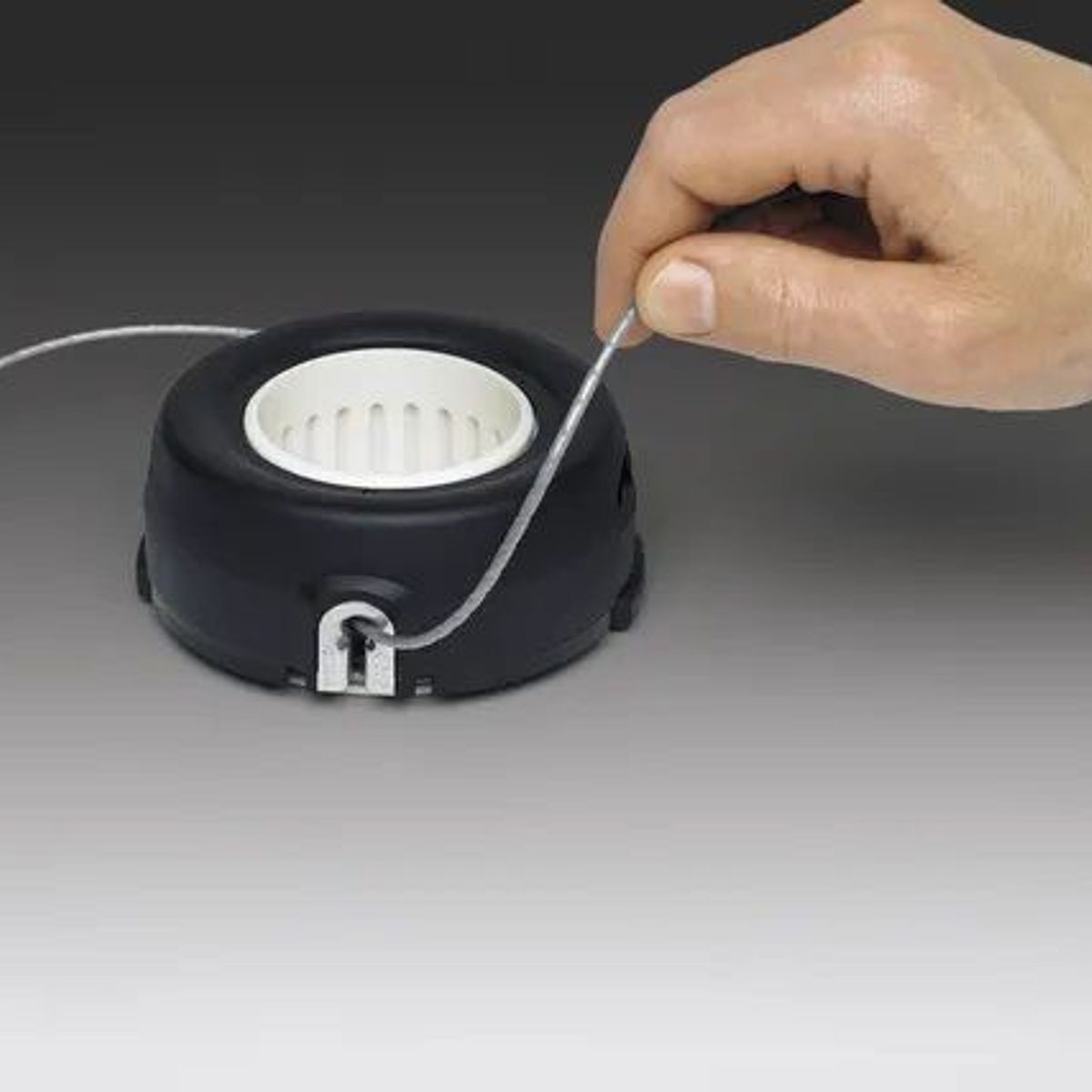 Cabeçote para Nylon Semiautomático M10, marca Husqvarna - Foto 2