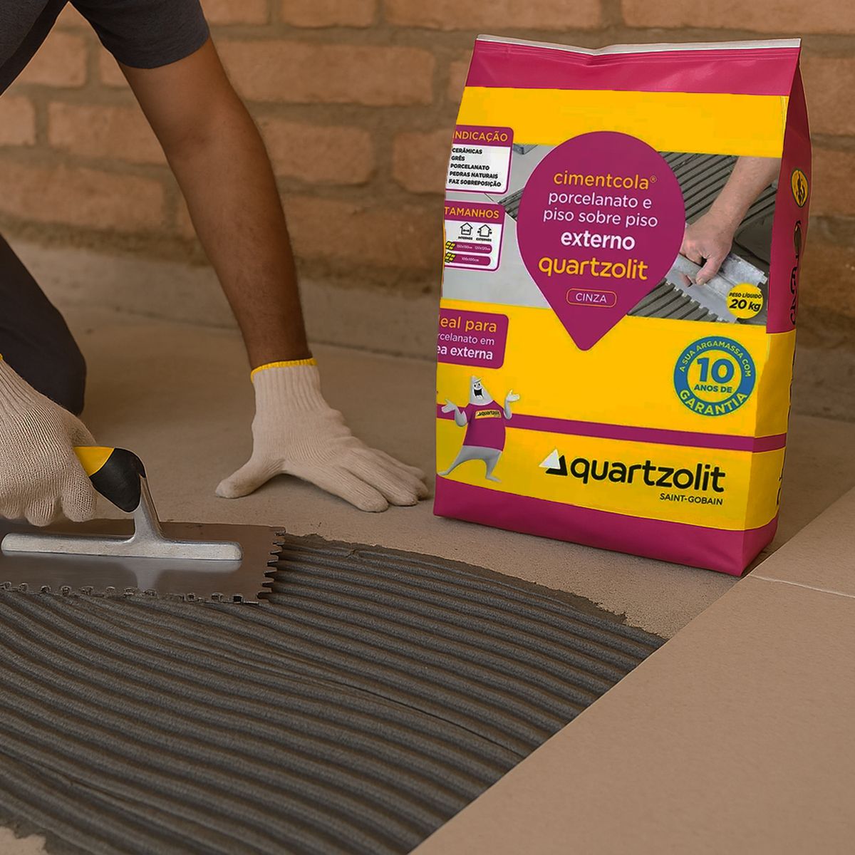 Argamassa Porcelanato e para Piso Externo 20Kg Cinza, marca Quartzolit - Foto 2