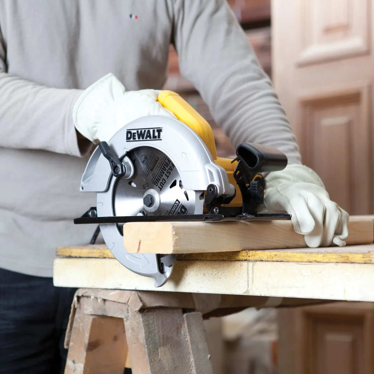 Serra Circular 7 1 4' 184mm 1400W 127V DWE560BR Dewalt, marca Dewalt - Foto 2