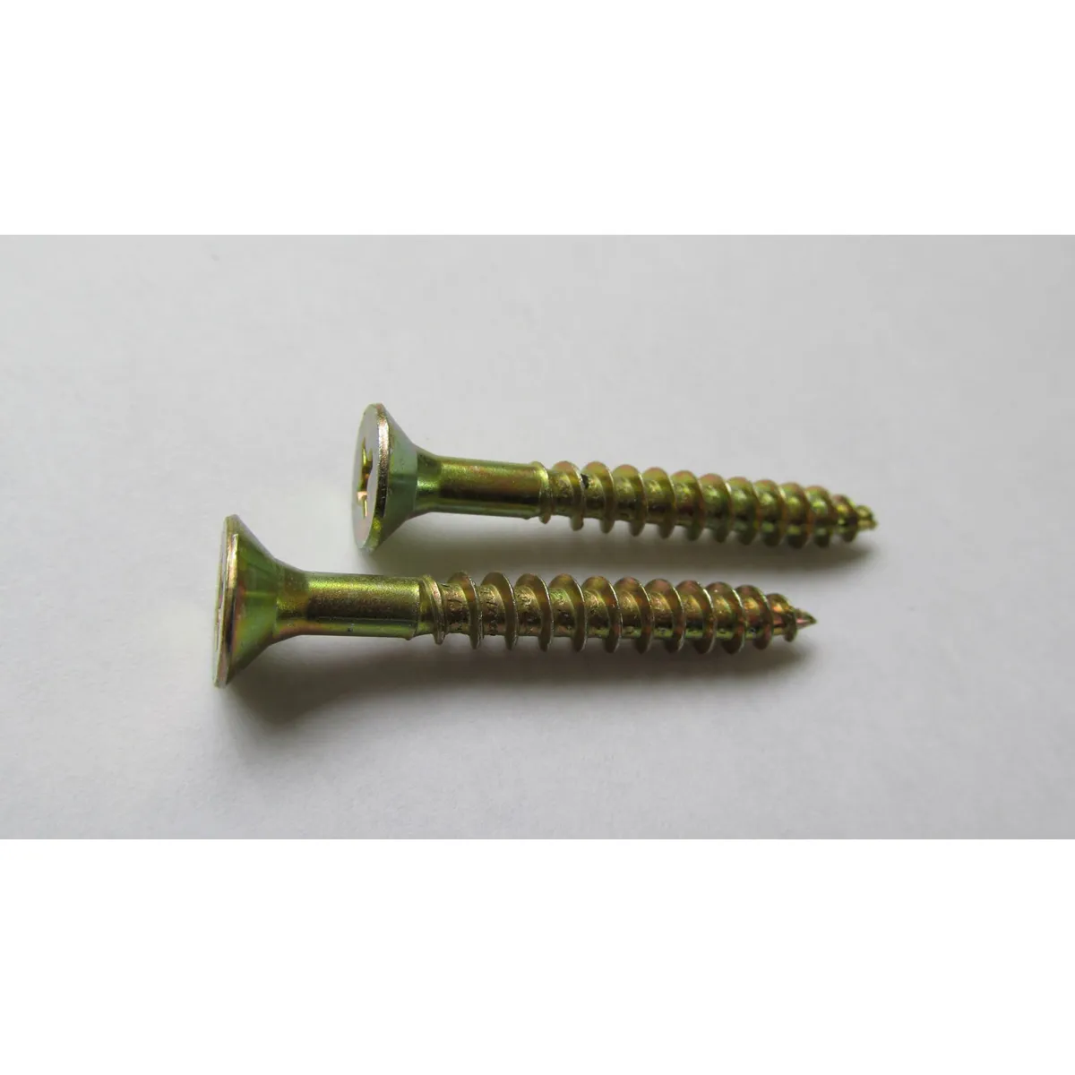 Parafuso para Aglomerado 3,5x30mm Cabeça Chata Phillips Aço Dourado 500 Peças, marca Foxmix - Foto Principal